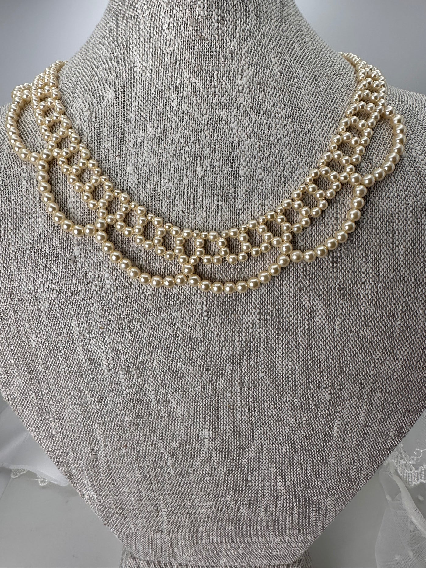 Ada Collar Necklace