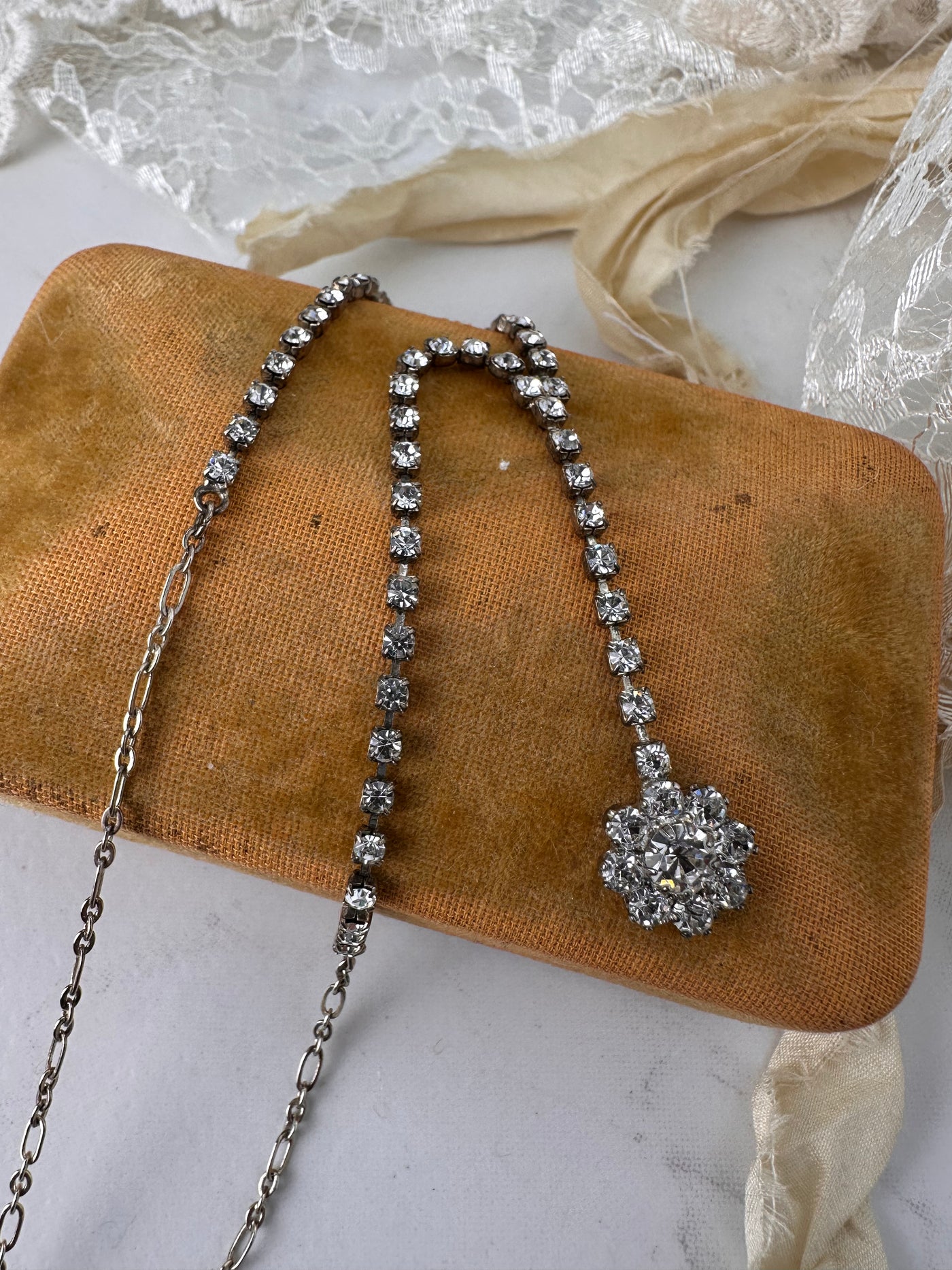 Clara Necklace