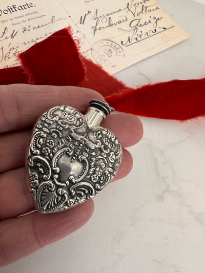 Esme Necklace