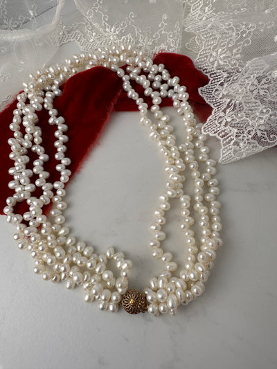 Vivienne Pearls Necklace