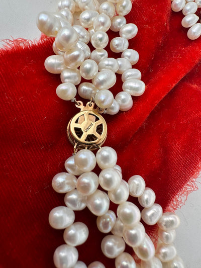 Vivienne Pearls Necklace