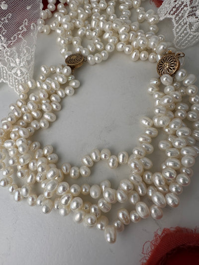 Vivienne Pearls Necklace