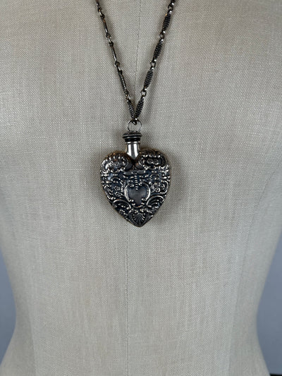 Esme Necklace